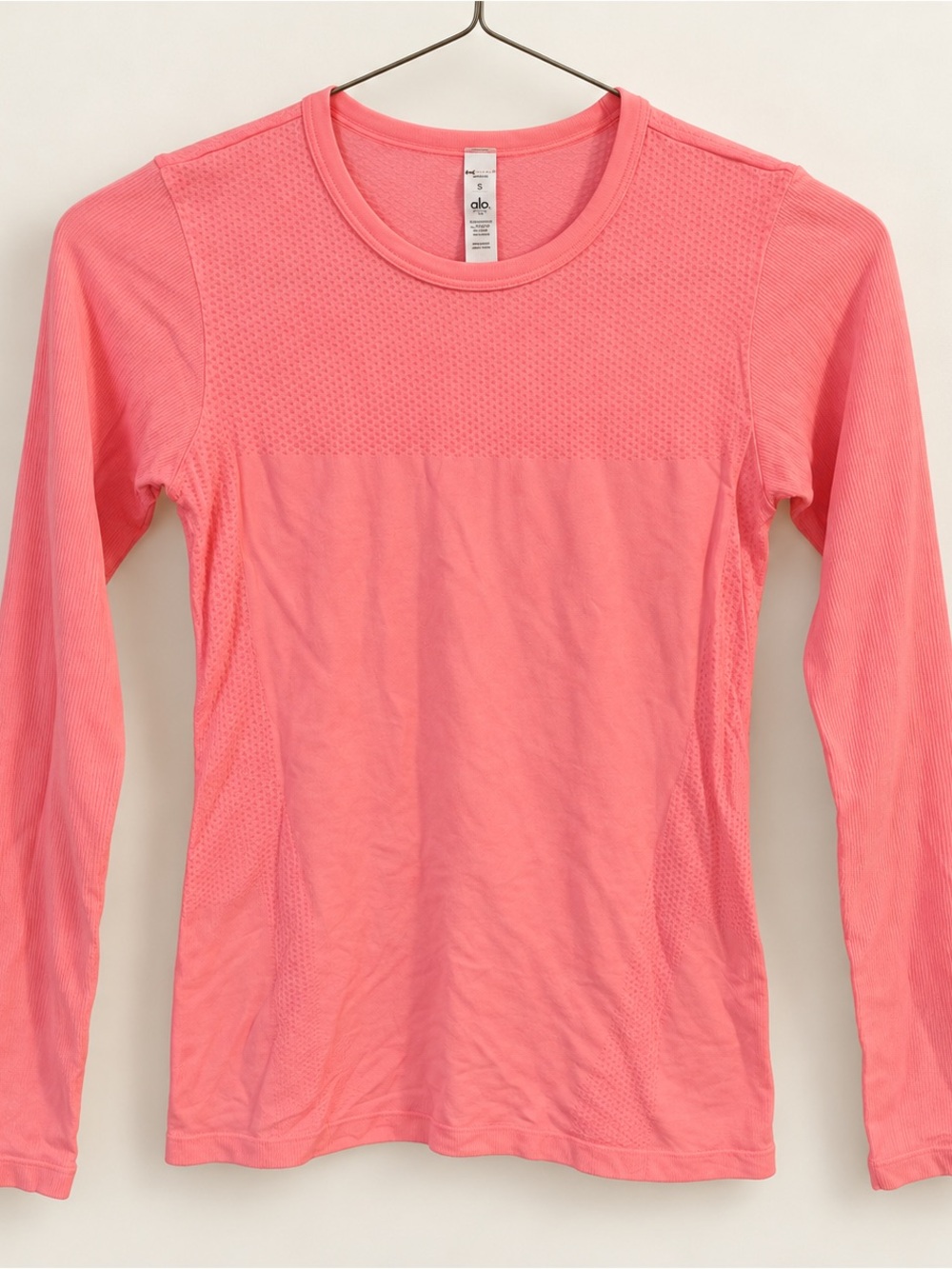 Alo Yoga Coral Pink Long Sleeve Athletic Top Size S